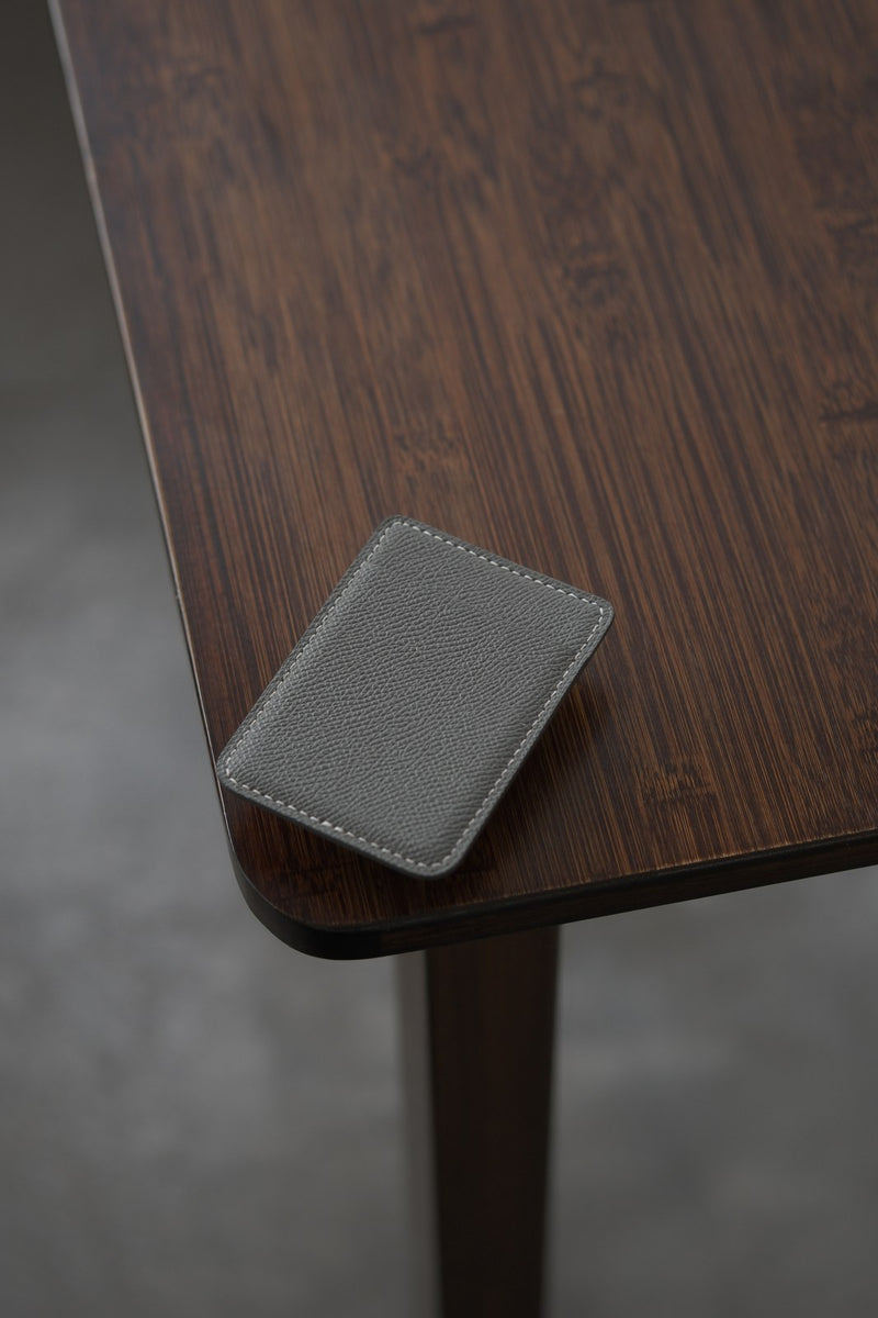 magsafe_card_holder 3